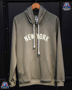 MOLETON NEW YORK CURVA VERDE OLIVO Cod:239NYMNYVO05