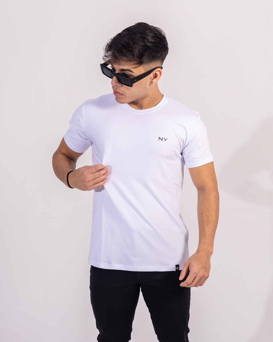 Remera basica blanca sale