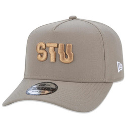 GORRA NEW ERA STU SKATEBOARDING BEIGE STV23BON004