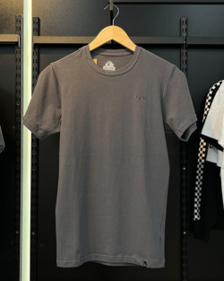 REMERA NY GRIS BOSS M-C