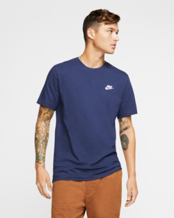 REMERA NIKE SPORTWEAR CLUB TEE