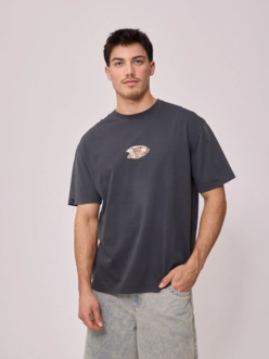 REMERA RUSTY MUNKE WASHED GRIS