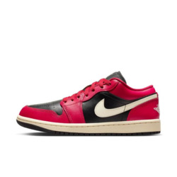 CALZADO NIKE AIR JORDAN 1 LOW ROJO FEM
