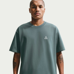 REMERA NIKE ACG T-SHIRT MINERAL SLATE VERDE