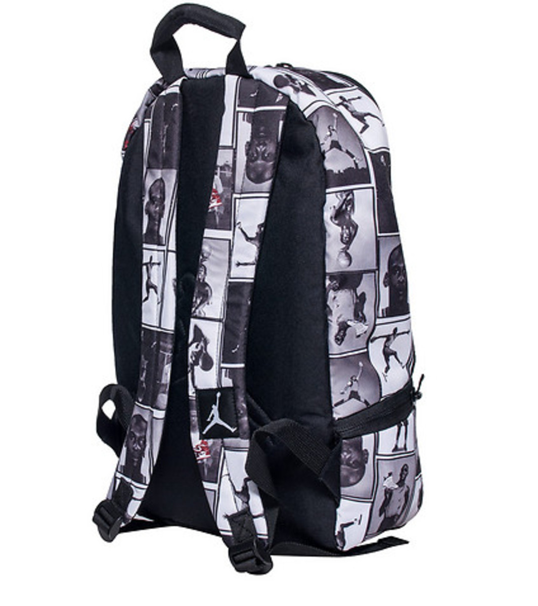 MOCHILA JUMPMAN JORDAN BLANCO/NEGRO/GRIS MASC Cod:9a1538